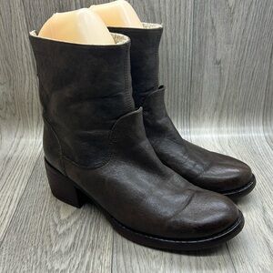 Lamica Boots
